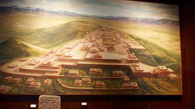 Mexiko City Museo National de Antropologia
über der alten Stadt der Azteken steht heute Mexiko City