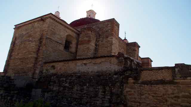 Mitla die Kirche steht auf einer alten Zapoteken Stadt