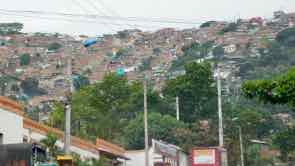 Bucaramanga ca. 1 Mio. Einwohner 